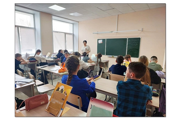 Мероприятие в форме урока с учащимися Половинской средней школы «Уважение к предкам».